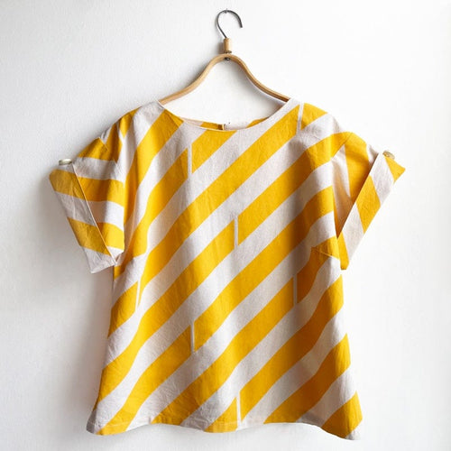 Right Box Top Natural Cotton w Yellow Print