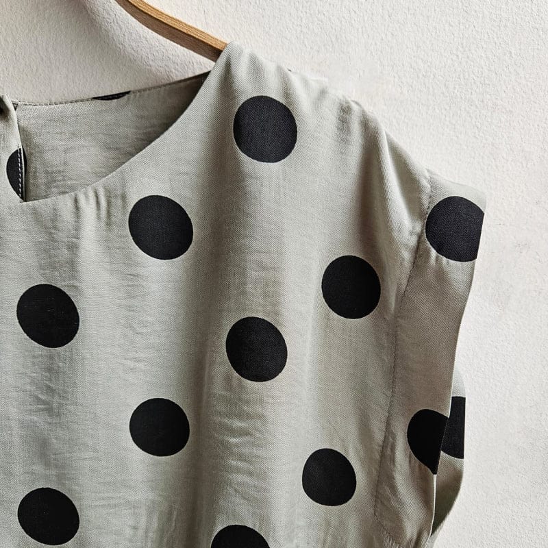 Dragstar Bateau Top Silver Grey Silk with Black Polka Dot