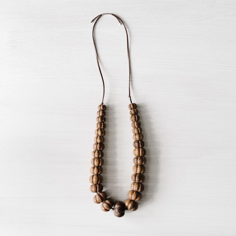 Woodfolk Garlic Strand Necklace